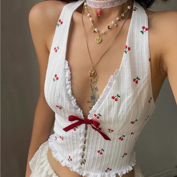 Cherry halter top - Picture 3 of 3